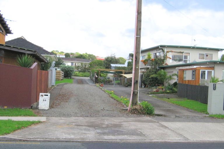 Photo of property in 66 Bay Street, Red Beach, 0932