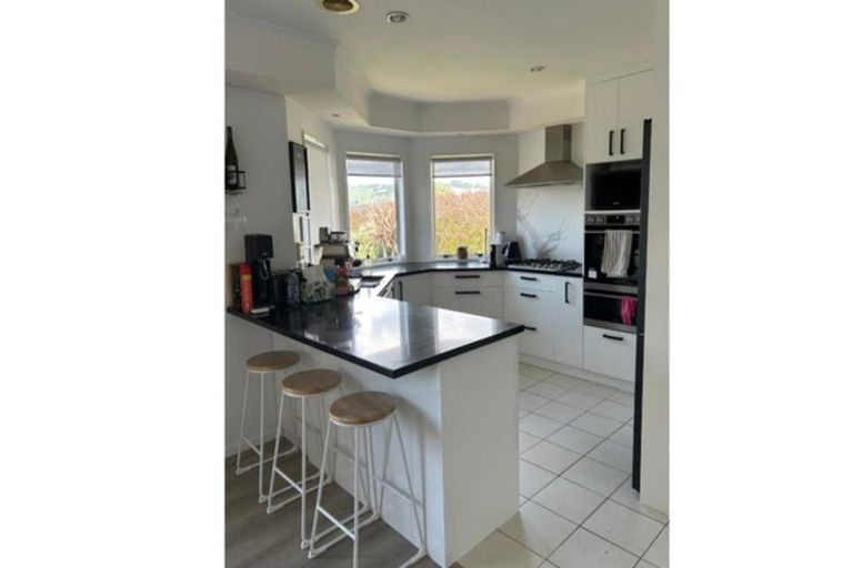 Photo of property in 40 Waverton Terrace, Churton Park, Wellington, 6037