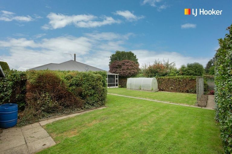 Photo of property in 20 Skerries Street, Outram, 9019