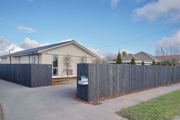 Photo of property in 15b Roberts Road, Hei Hei, Christchurch, 8042