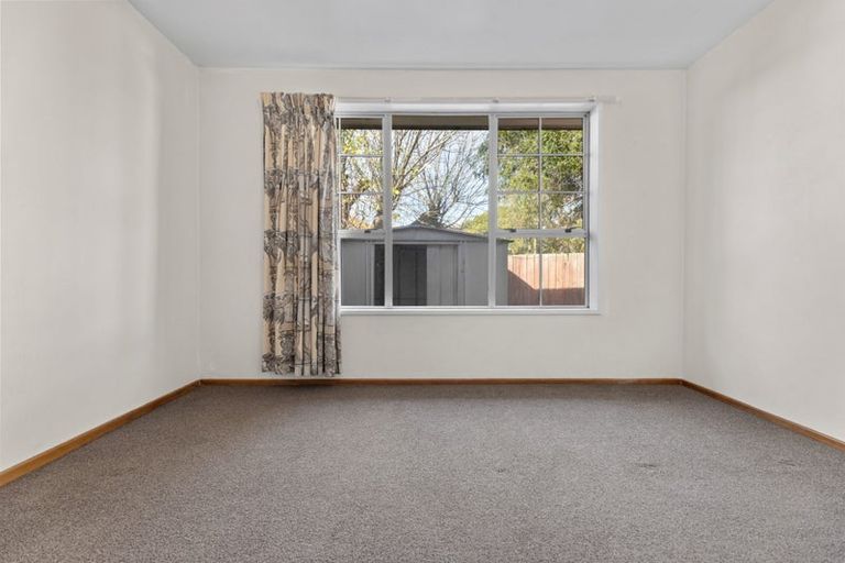 Photo of property in 1/12 Shetland Street, Woolston, Christchurch, 8062