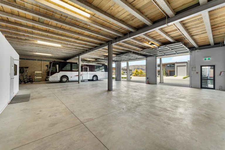 Photo of property in 16 Silverstone Drive, Cromwell, 9384