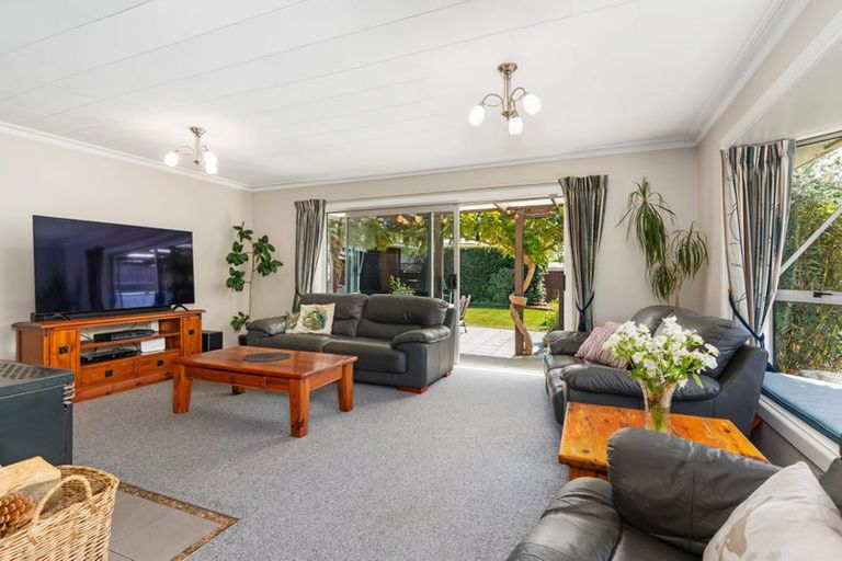 Photo of property in 36 Solway Avenue, Ilam, Christchurch, 8041
