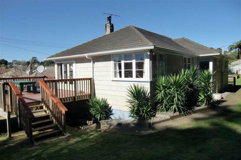 Photo of property in 50a Glenpark Avenue, Frankleigh Park, New Plymouth, 4310
