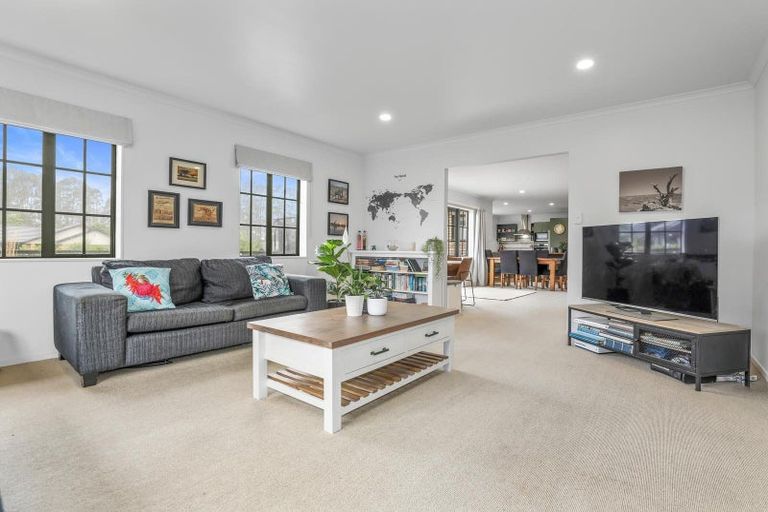 Photo of property in 29 Caulfield Place, Pukehangi, Rotorua, 3015