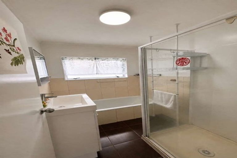 Photo of property in 5 Powell Place, Henderson, Auckland, 0610