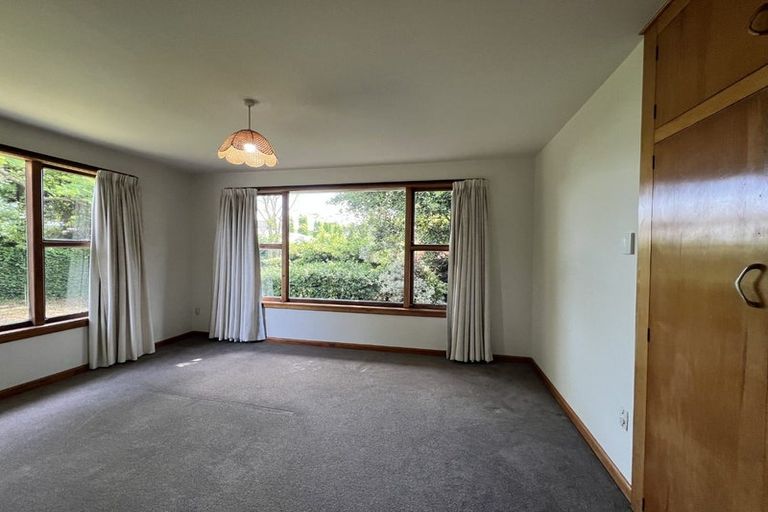 Photo of property in 4 Newbridge Place, Ilam, Christchurch, 8041