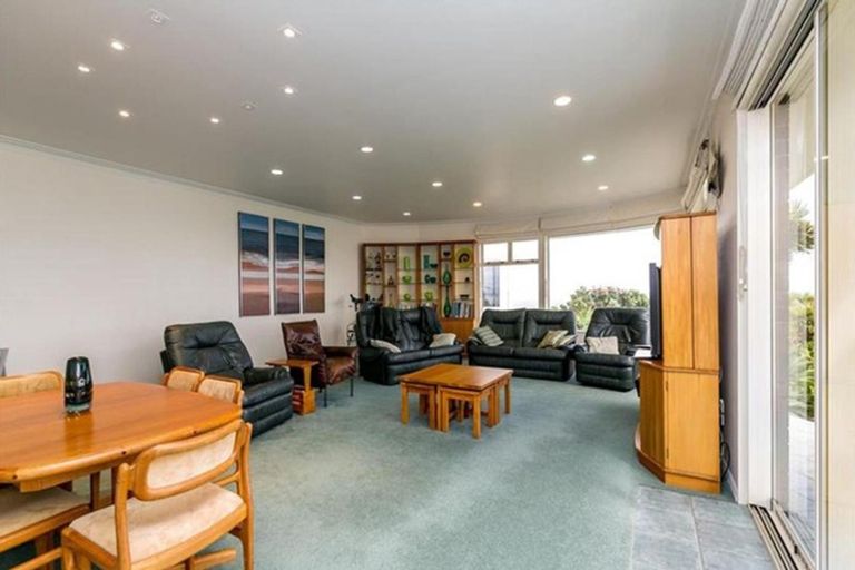 Photo of property in 16b Motukari Place, Onaero, Waitara, 4383