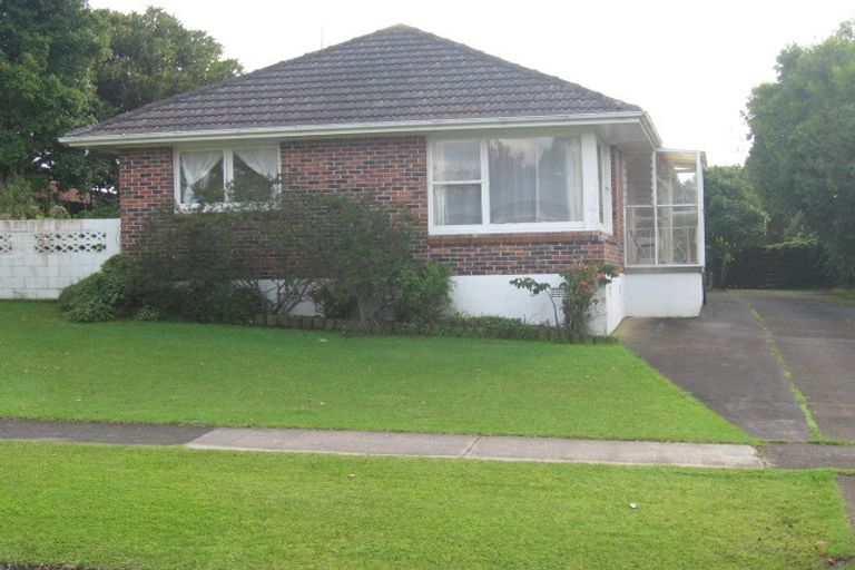 Photo of property in 1/7 The Boulevard, Sunnyhills, Auckland, 2010