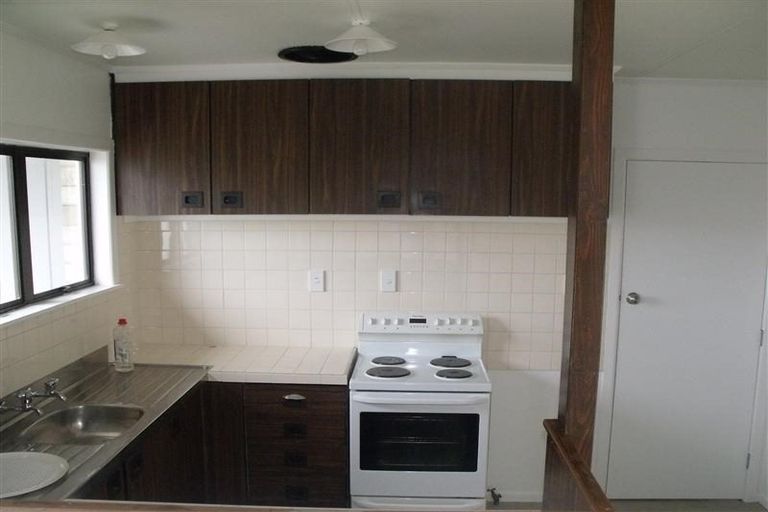 Photo of property in 16 Mangarau Crescent, Havelock North, 4130