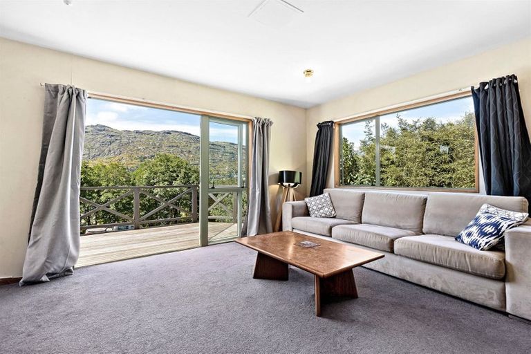 Photo of property in 5 Marina Drive, Frankton, Queenstown, 9300