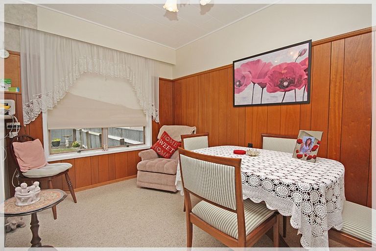 Photo of property in 49 Rugby Street, Levin, 5510