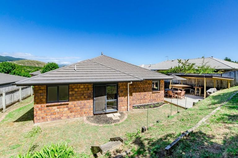 Photo of property in 25 Cascade Way, Paraparaumu, 5032