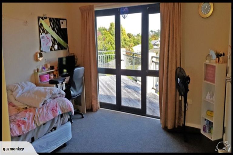 Photo of property in 27a Shelter Grove, Frankleigh Park, New Plymouth, 4310