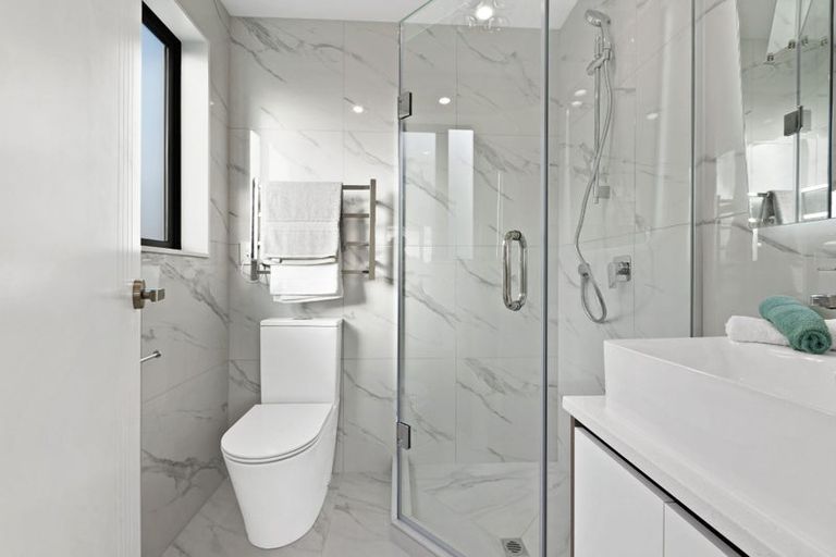 Photo of property in 315d Bucklands Beach Road, Bucklands Beach, Auckland, 2012