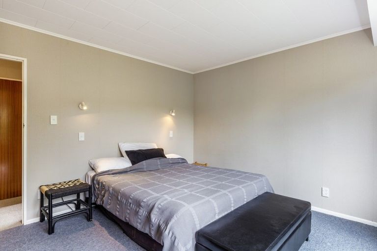 Photo of property in 7 Reeves Road, Acacia Bay, Taupo, 3330