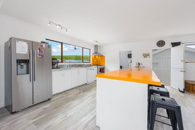 Photo of property in 3135 Kaipara Coast Highway, Glorit, Warkworth, 0984