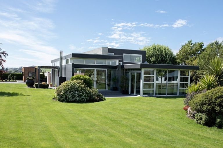 Photo of property in 141 Awamoa Road, Holmes Hill, Oamaru, 9401