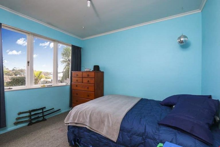 Photo of property in 22b Tomo Street, New Lynn, Auckland, 0600