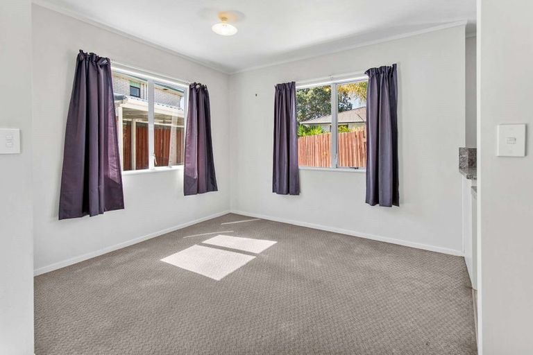 Photo of property in 8b Links Avenue, Mount Maunganui, 3116