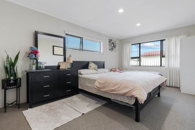Photo of property in 106b Beach Road, Pahurehure, Papakura, 2113