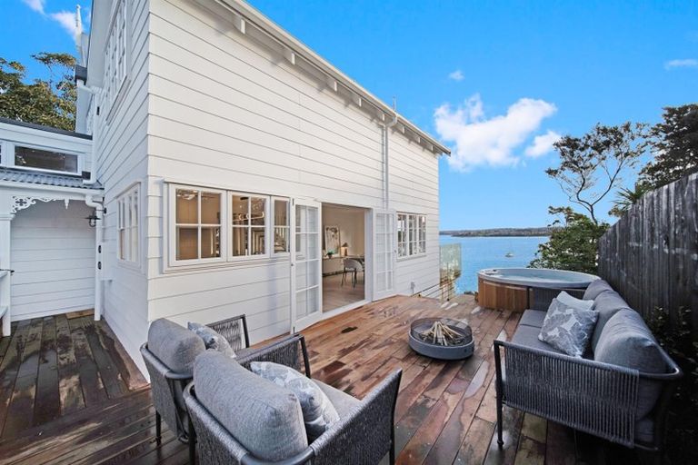 Photo of property in 27 Telstar Place, Beach Haven, Auckland, 0626