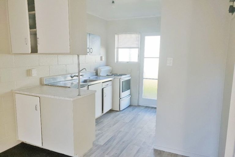 Photo of property in 8/84 Kenderdine Road, Papatoetoe, Auckland, 2025