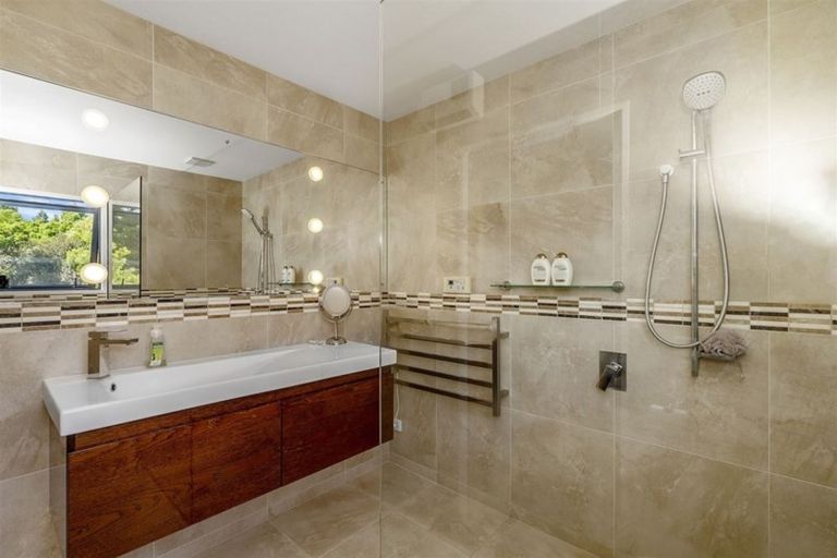 Photo of property in 203 Sparks Road, Hoon Hay, Christchurch, 8025