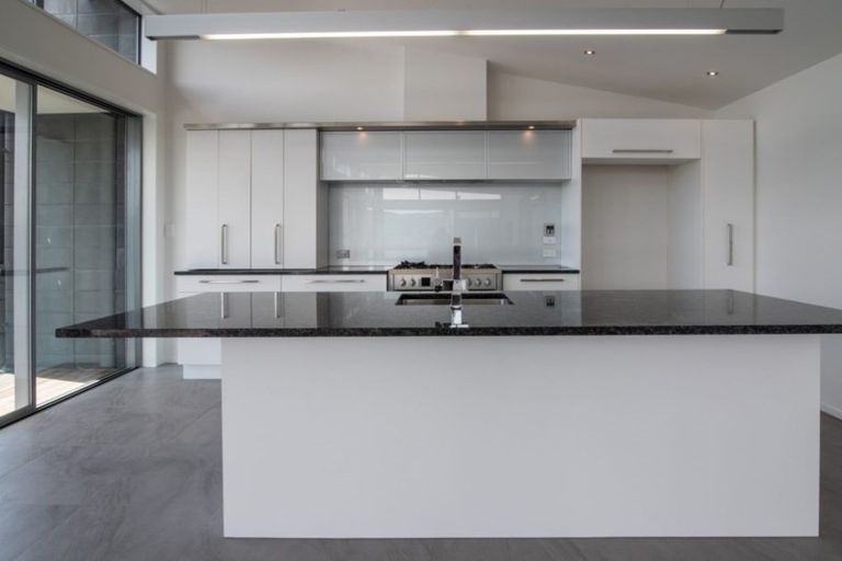 Photo of property in 10 Langlois Lane, Akaroa, 7520