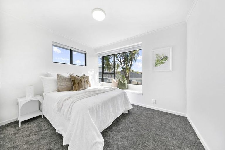 Photo of property in 19 Alexandra Street, Riverhead, 0820