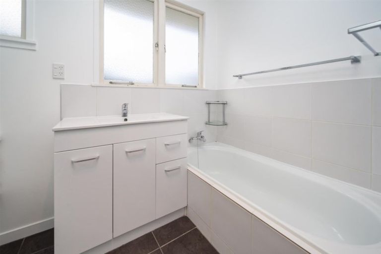 Photo of property in 78 Reid Avenue, Hawera, 4610