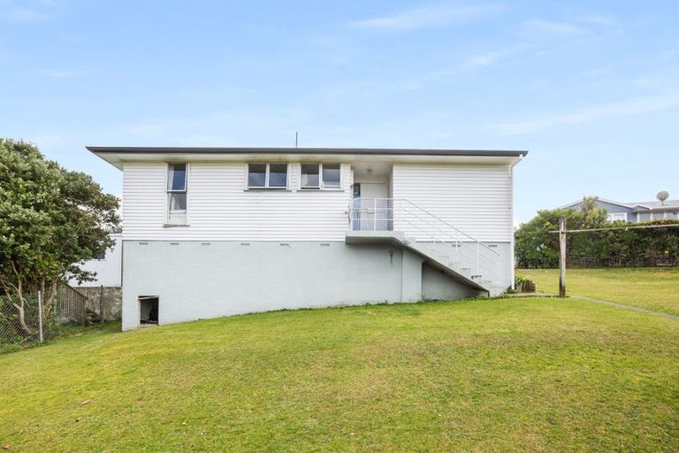 Photo of property in 18 Excellency Terrace, Ascot Park, Porirua, 5024