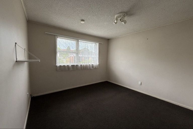 Photo of property in 66 Salamanca Road, Sunnynook, Auckland, 0620