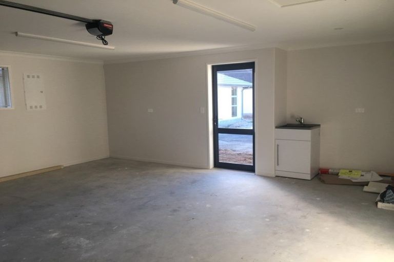 Photo of property in 1 Kuru Place, Papamoa, 3118