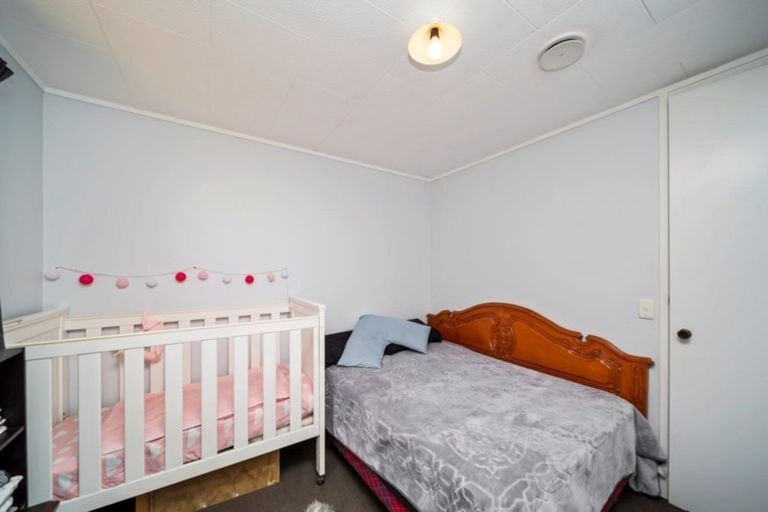 Photo of property in 91 Ranfurly Street, Waitara, 4320