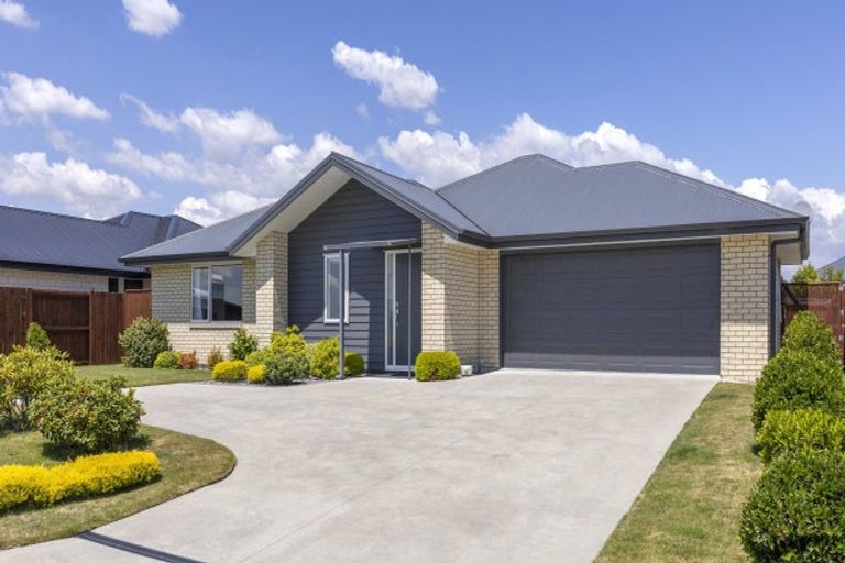 Photo of property in 15 Kamaka Street, Wharewaka, Taupo, 3330