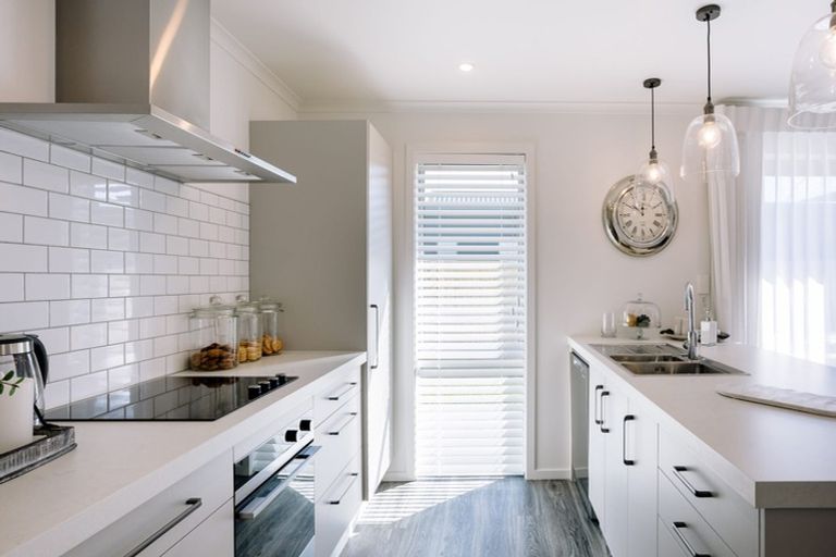 Photo of property in 9 Laly Haddon Place, Matakana, Warkworth, 0985