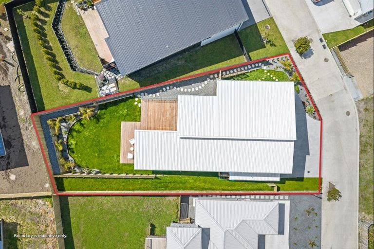 Photo of property in 8 Torokaha Lane, Snells Beach, 0920
