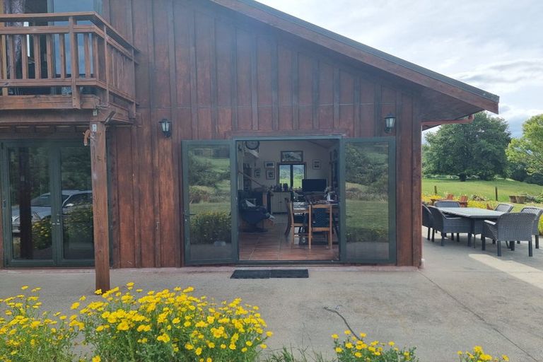 Photo of property in 72 Hotham Street, Murchison, 7007