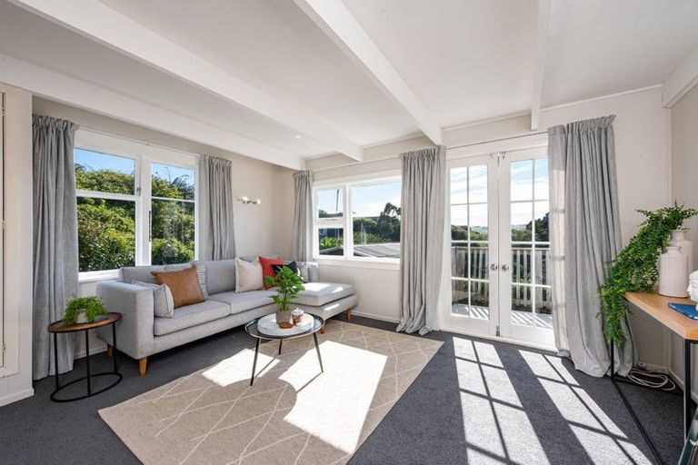 Photo of property in 104 Ironside Road, Johnsonville, Wellington, 6037