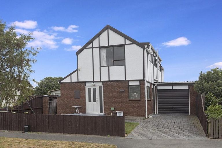 Photo of property in 2/29 Meon Street, Aranui, Christchurch, 8061