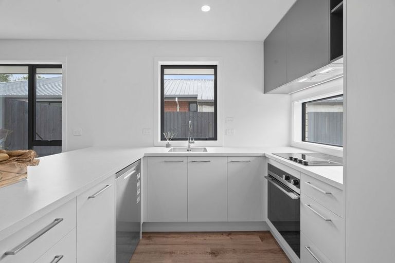 Photo of property in 34a Amyes Road, Hornby, Christchurch, 8042