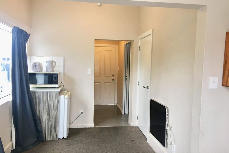 Photo of property in 17 Suffolk Street, Phillipstown, Christchurch, 8011