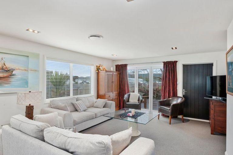 Photo of property in 134 Kenrigg Road, Kinloch, Taupo, 3377