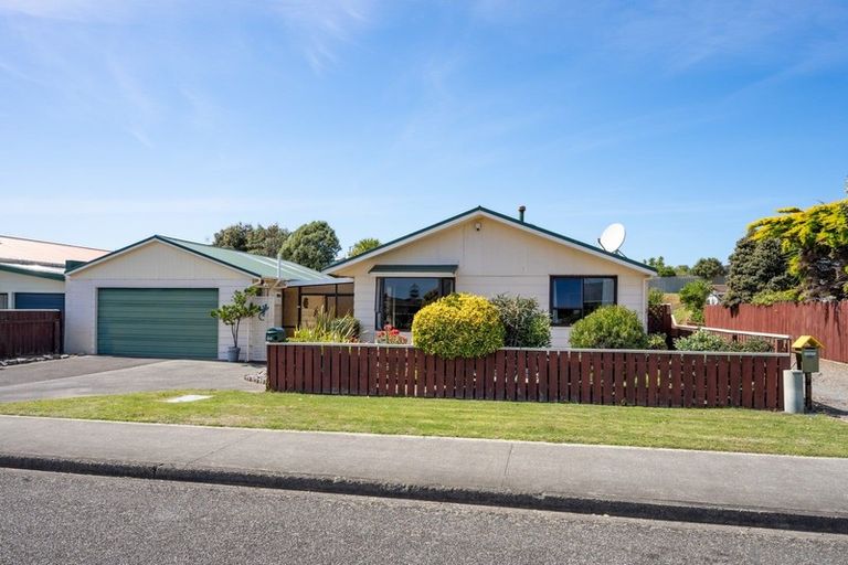 Photo of property in 20 Health Camp Road, Otaki Beach, Otaki, 5512