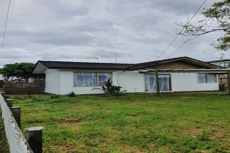 Photo of property in 121a Russell Road, Manurewa, Auckland, 2102