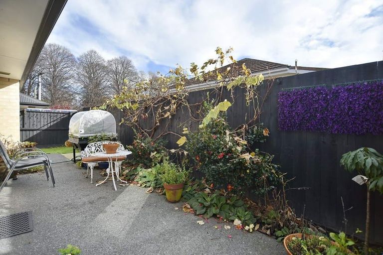 Photo of property in 2/58 Sylvan Street, Hillmorton, Christchurch, 8024