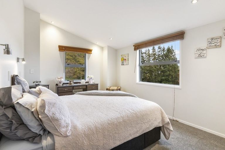 Photo of property in 15 Flight Valley Way, Welcome Bay, Tauranga, 3175