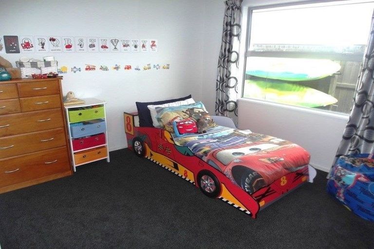 Photo of property in 10 Waipara Street, Cracroft, Christchurch, 8025