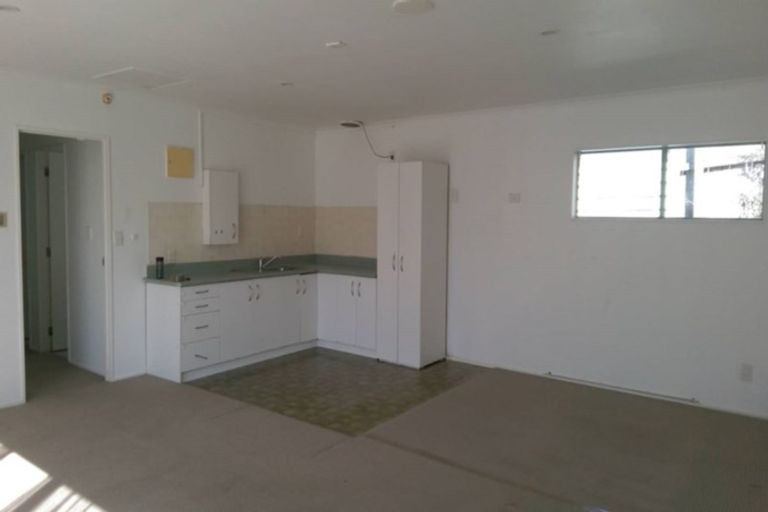 Photo of property in 16 Covina Place, Somerville, Auckland, 2014